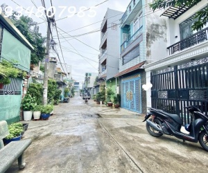 Nhà to như Biệt Thự, Hẻm ô tô quay đầu, 130m2 ngang 8mx18, 3 tầng btct sát trường chinh