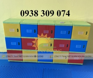 Tủ đựng cặp mầm non, tủ nhựa đựng balo mầm non chia theo ô