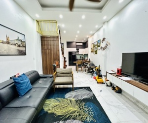 BÁN NHÀ THẠCH BÀN LONG BIÊN, FULL NỘI THẤT- NGÕ NÔNG- OTO ĐỖ CỦA-45M-NHỈNH7 TỶ (TL)