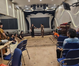 Dụng cụ nhảy sạp , đạo cụ nhảy sạp 
