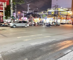 BÁN NHÀ CẤP 4 154M2 ĐƯỜNG  TẠ QUANG BỬU -9,5 TỶ