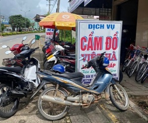 Nhà mặt tiền Hùng Vương , Ngọc hồi, tp pleicần , kontum…. Vị trí đắc địa của tttp . Nhà đang kinh