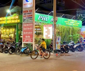 Nhà Bè ! QUÁN CAFÉ ĐẸP LẮM ! SANG RẺ CHỈ 179 tr QUÁN CAFE GÓC 2 MT
Liên hệ: 0973508530 ( chính chủ