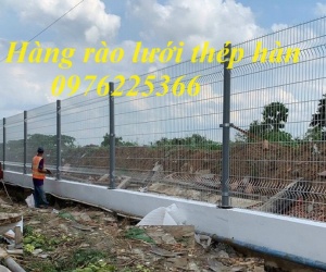 Báo giá thi công hàng rào lưới thép hàn 