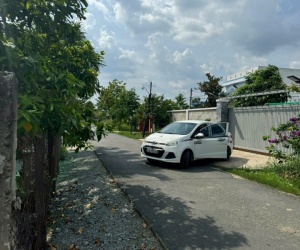 Chính Chủ Bán Nhà Vườn 300m2 Mặt Tiền Đường Lê Minh Xuân, xã Nhơn Thạnh Trung, TP. Tân An, Long an