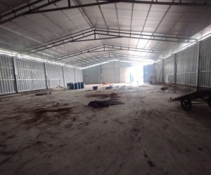 Siêu Rẻ! 3 Kho Xưởng Gần Vạn Phúc Thanh Trì, Xe 10T, 60k/m2! Cho thuê kho xưởng gần Trường Cấp 2 Vạn Phúc: 300m2, 750m2, 950m2. Xe tải 10 tấn ra vào dễ dàng, an toàn 24/7.  Giá chỉ 60k/m2/tháng, thanh toán linh hoạt không hóa đơn. SĐT: 0373040984. Vị trí gần Trường Cấp 2 Vạn Phúc, Gần chùa Vạn Phúc – Chùa Linh Tự – đê Hữu Hồng  https://g.co/kgs/7ZanNb9