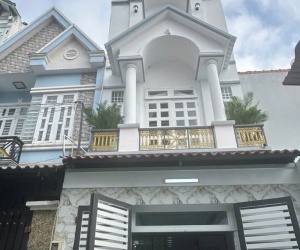 NHÀ BÁN THUẬN QUẬN 12 - GIÁP SONG HÀNH, TRƯỜNG CHINH.
QUA TÂN BÌNH CHỈ VÀI PHÚT NHÀ 4 TẦNG BTCT