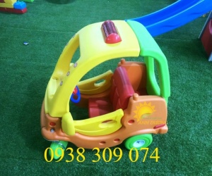 Xe chòi chân ô tô 4 bánh mầm non, xe ô tô chòi chân trẻ em
