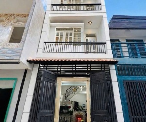 Bán nhà Lê Văn Qưới - 4 tầng - HXH 6M - ngay ngã tư bốn xã - 5.9 tỷ (tl)