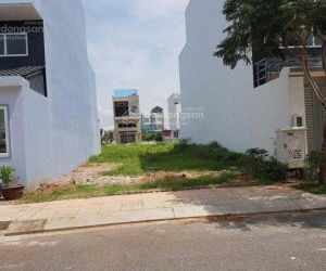 Bán lô đất quốc lộ 21-Khu Công Nghệ Cao-Hòa Lạc-DT 80m2.MT 6m.Full thổ cư-Giá đầu tư chỉ 2tỷ7