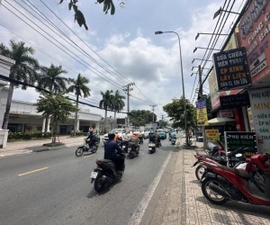 Bán Nhà Mặt tiền Kha Vạn Cân - giao Phạm Văn Đồng, 5,7x26m, 2 Tầng, 1 đời chủ, 21,5 tỷ.