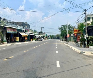 BÁN NHÀ XƯỞNG GÓC 2 MẶT TIỀN – DÒNG TIỀN SẴN Vị trí: Nguyễn Thị Tươi – Dĩ An, tỉnh Bình Dương