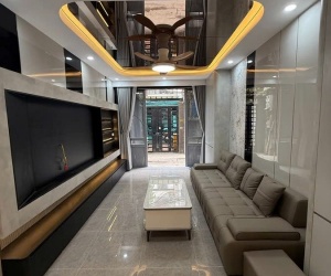 Bán gấp nhà Quan Nhân: 38m2 x 5 tầng kiên cố, nội thất xịn, giá cực tốt 11 tỷ.