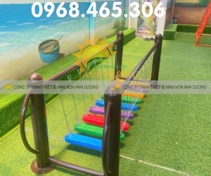 Bộ vận động thăng bằng mầm non, cầu thăng bằng giao động trẻ em