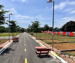 Bán đất thổ cư sổ đỏ 100m2, mặt tiền 6m, đường 21A, Phú Cát, Quốc Oai, Hà Nội. Giá 3.9 tỷ. LH: