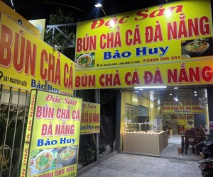 Quận 9  ! SANG QUÁN BÚN CÁ HOẶC SANG MẶT BẰNG, NGAY NGÃ BA ĐỐI DIỆN CỔNG VINHOME Gs103, Tel :