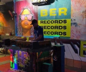 SANG NHƯỢNG QUÁN PUB ĐẸP – CHỈ 100 TRIỆU, VÀO KINH DOANH NGAY