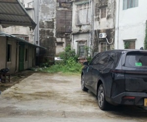 CHO THUÊ KHO BÃI TẠI KHƯƠNG TRUNG, THANH XUÂN, HÀ NỘI GIÁ 20TR