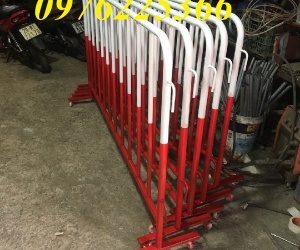Hàng rào di động có bánh xe
