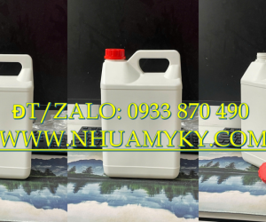 Bình nhựa 0.5 lít đựng rượu, can nhựa 1 lít đựng nước rửa tay, can nhựa 2 lít đựng gel chống dính