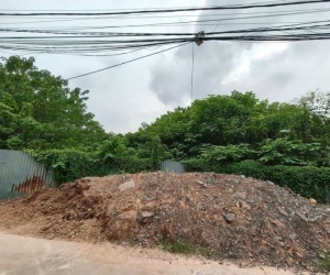 MỜI THUÊ HƠN 3700m2, mt57m, 20nghìn/m2, xe tải lớn, QL3, Sóc Sơn.
 Đường trước đất, xe tải lớn