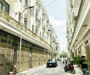 NHÀ LONG MẠCH – THIẾT KẾ ĐẸP, Ở CỰC SƯỚNG  1 TRỆT 3 LẦU  SHR  GIÁ 5,5 TỶ TL