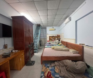 Bán nhà đường số 11, Linh Xuân, Thủ Đức, TP HCM. DT 320m2, 2 tầng. giá 11,9 tỷ, sổ hồng riêng.