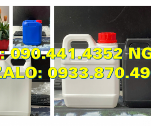 Bình nhựa 5 lít đựng nhiên liệu dự trữ, can nhựa 1 lít đựng nước rửa tay, can 500ml đựng nước lau sà